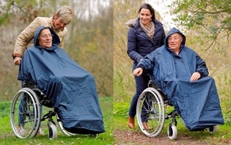 uee! Rolstoelponcho tot de voeten met mouwen -- ALT AD170005