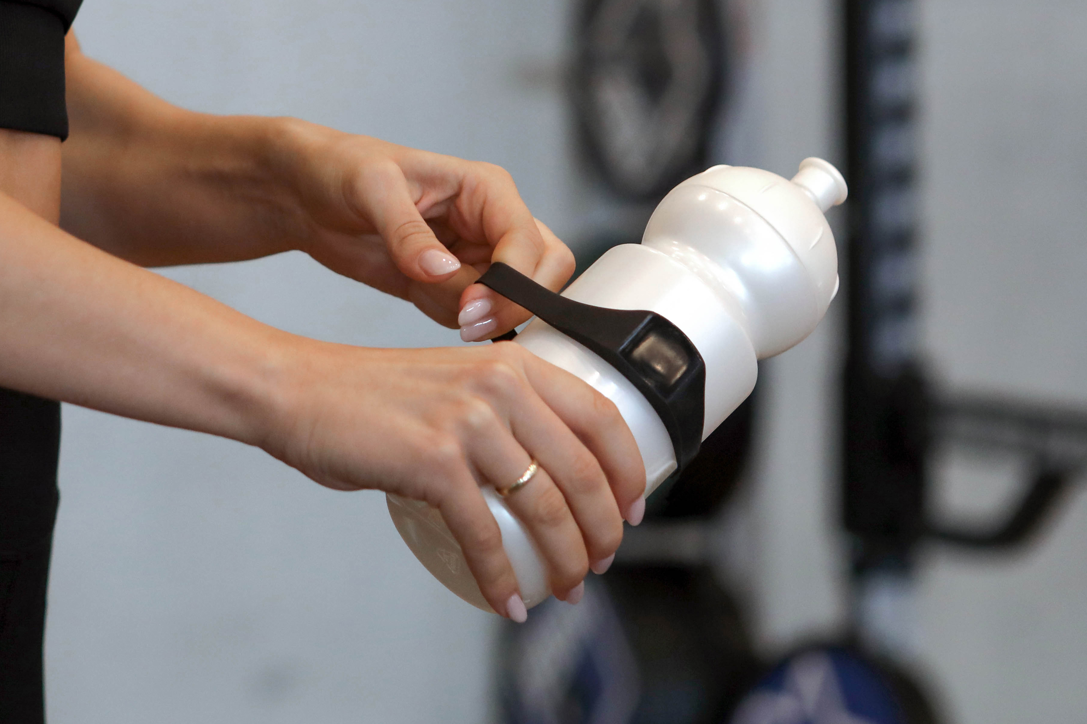 Gymbutler – magnetische fleshouder - antraciet