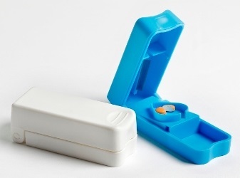 Pillensplijter compact - blauw